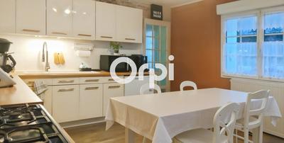 Maison - 121 m² - 4 pièces