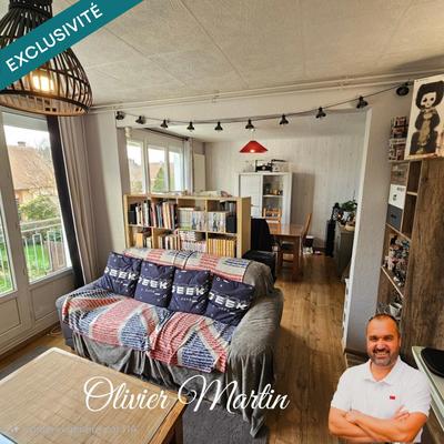 Maison - 101 m² - 5 pièces