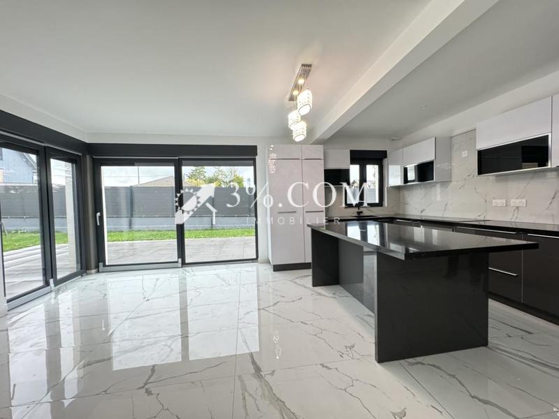 Maison - 125 m² - 5 pièces