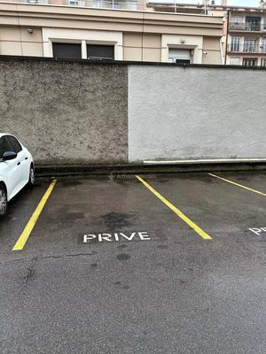 Parking / Garage - 13 m²