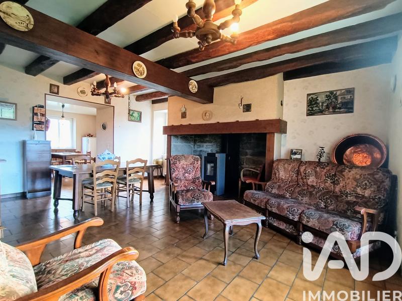 Maison - 200 m² - 9 pièces