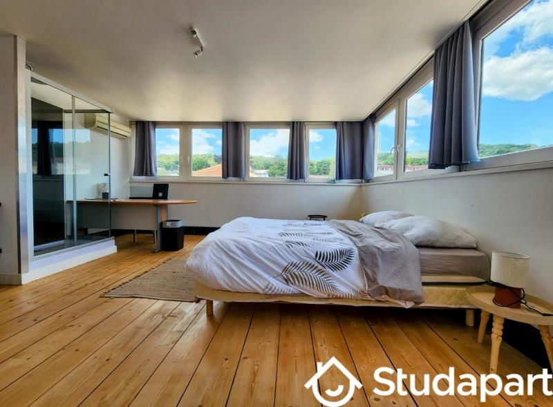 Chambre - 19 m² - 1 pièce