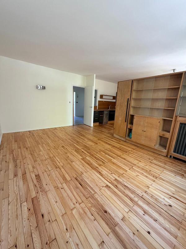 Appartement - 90 m² - 5 pièces