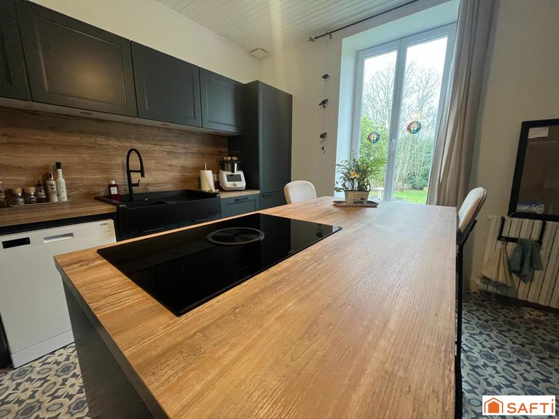 Maison - 144 m² - 6 pièces