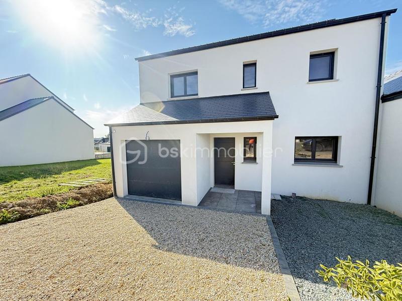 Maison - 135 m² - 6 pièces