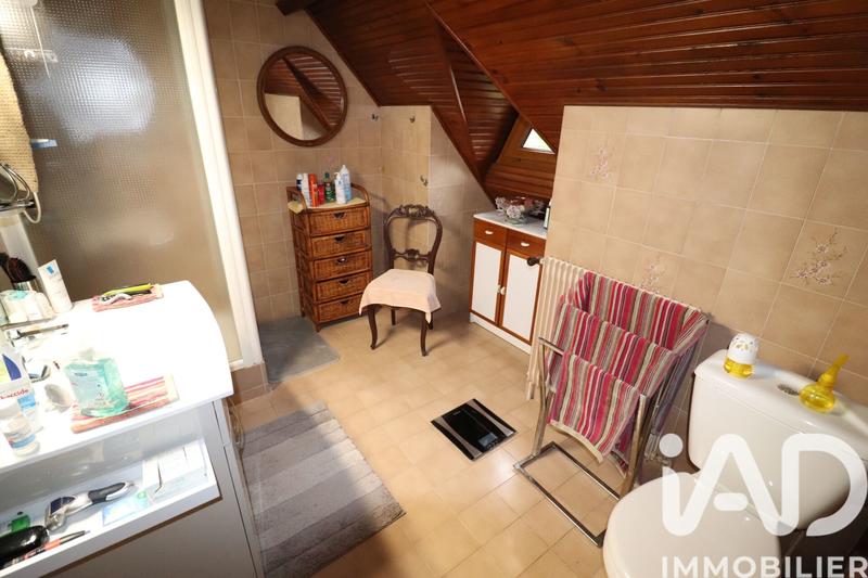Maison - 193 m² - 9 pièces