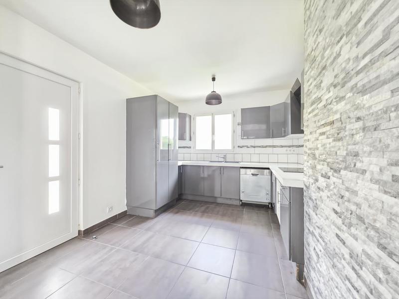 Maison - 100 m² - 6 pièces