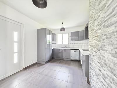 Maison - 100 m² - 6 pièces