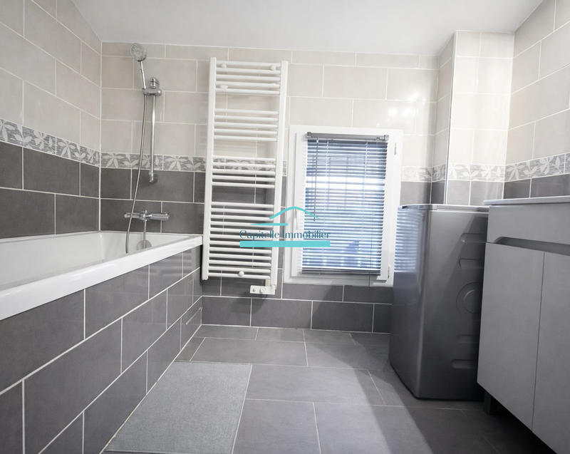 Villa - 80 m² - 4 pièces