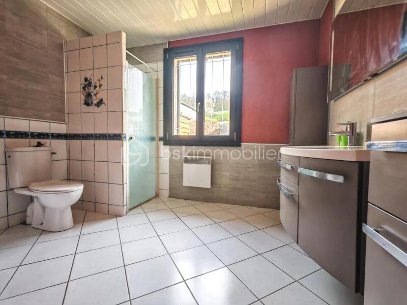 Maison - 108 m² - 5 pièces