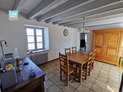 Maison - 91 m² - 5 pièces