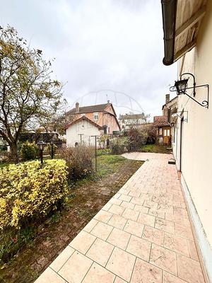 Maison - 144 m² - 6 pièces