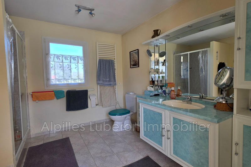 Maison - 220 m² - 4 pièces