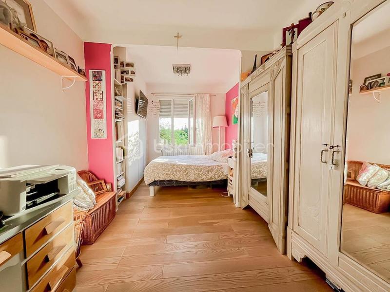 Maison traditionnelle - 90 m² - 5 pièces