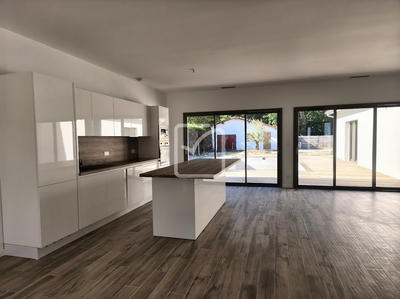 Villa - 150 m² - 5 pièces