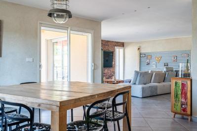 Villa - 198 m² - 7 pièces