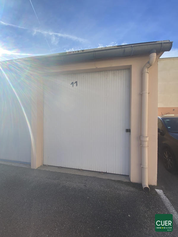 Parking / Garage - 29 m²