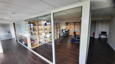 Bureau - 250 m² - 1 pièce