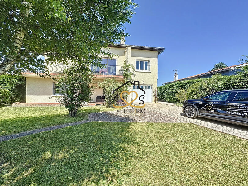 Maison - 167 m² - 7 pièces