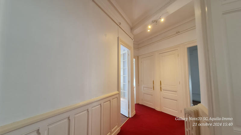 Appartement - 137 m² - 5 pièces
