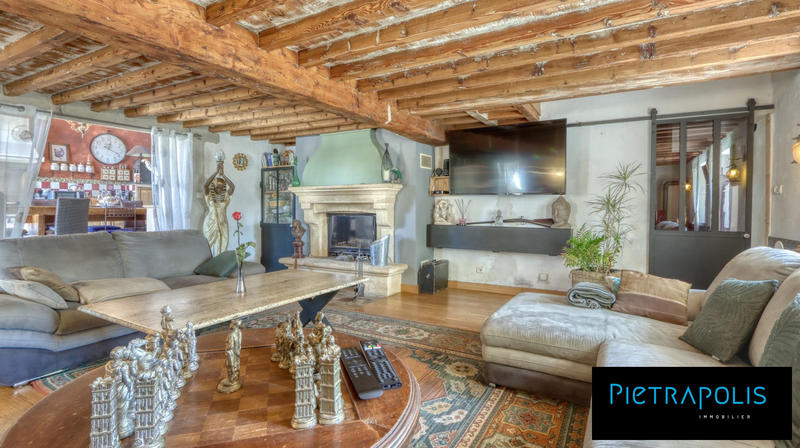 Maison ancienne - 332 m² - 9 pièces