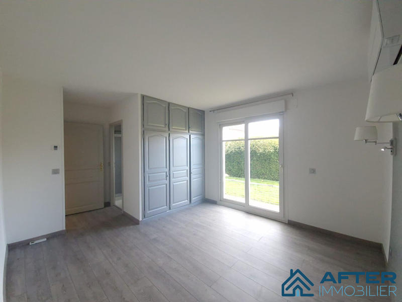 Maison - 259 m² - 7 pièces