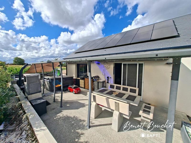 Maison - 104 m² - 5 pièces