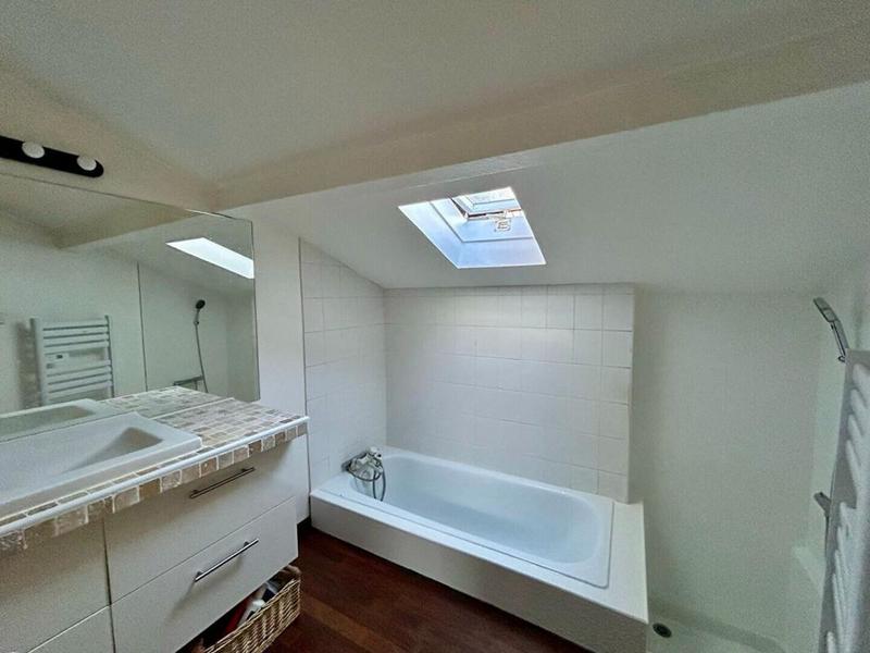 Maison - 104 m² - 4 pièces