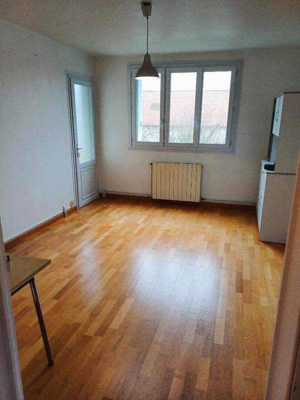 Appartement - 64 m² - 4 pièces