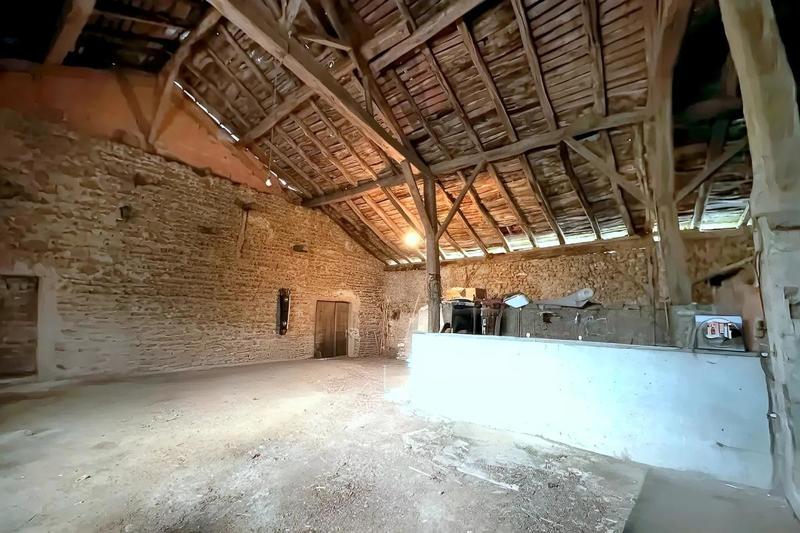 Demeure - 234 m² - 7 pièces