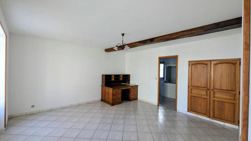 Maison - 143 m² - 5 pièces