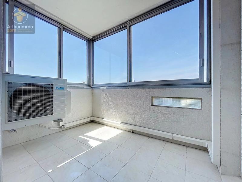 Appartement - 77 m² - 4 pièces