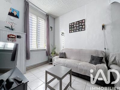 Maison de ville - 95 m² - 5 pièces