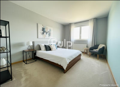 Appartement - 94 m² - 5 pièces