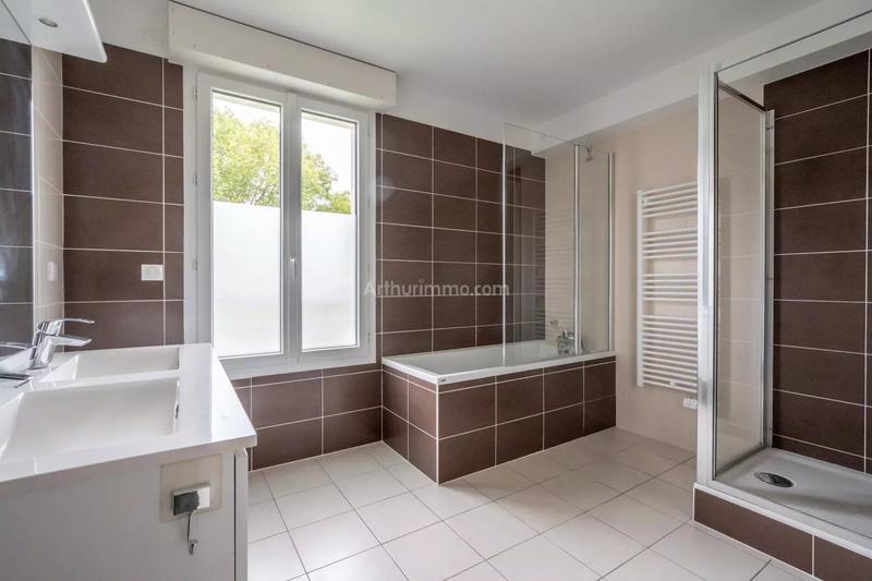 Appartement - 84 m² - 4 pièces