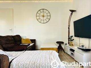 Chambre - 10 m² - 1 pièce