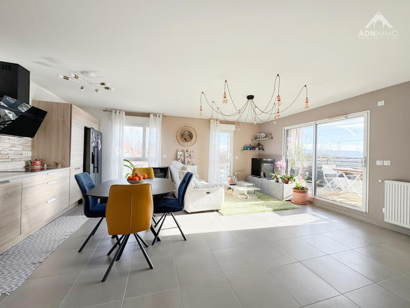 Appartement - 70 m² - 3 pièces