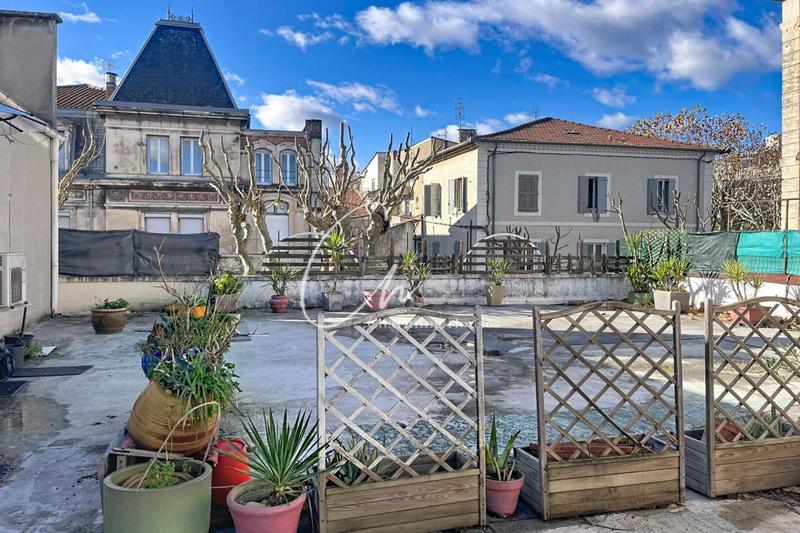 Appartement - 128 m² - 4 pièces