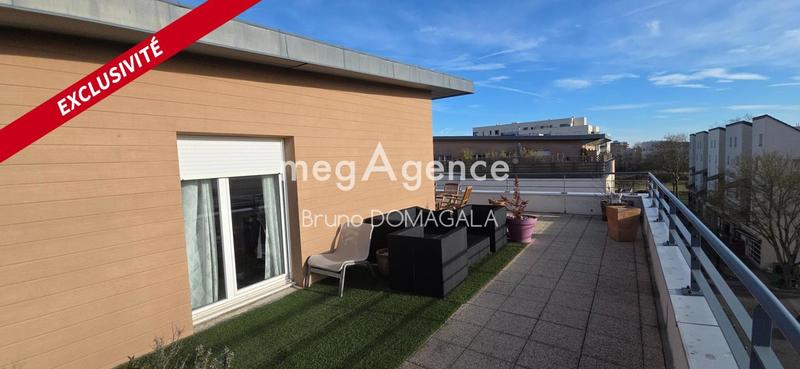 Appartement - 105 m² - 5 pièces