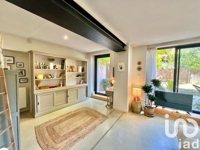 Maison - 212 m² - 7 pièces