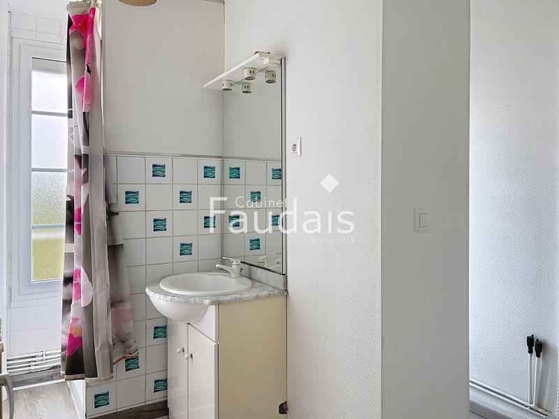 Immeuble - 115 m² - 6 pièces