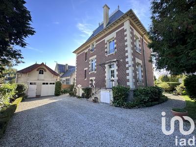 Maison - 187 m² - 9 pièces