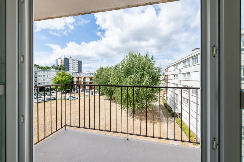 Appartement - 80 m² - 4 pièces