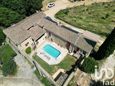 Maison - 173 m² - 8 pièces