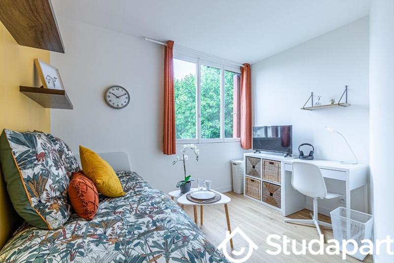 Chambre - 11 m² - 1 pièce