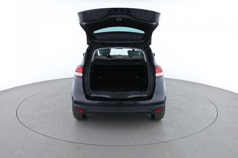 Renault Scénic 1.6 dCi Energy Initiale Paris Edc 160 ch