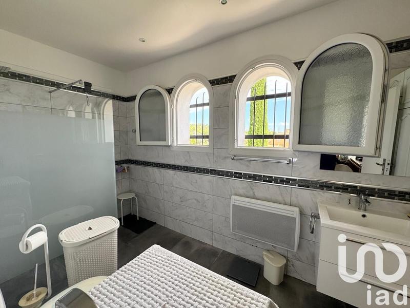 Maison - 244 m² - 4 pièces