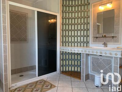 Maison - 214 m² - 6 pièces