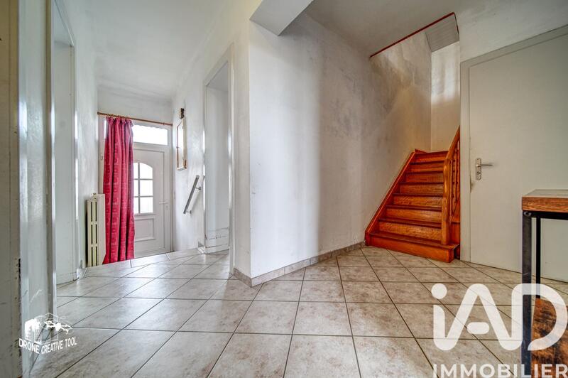 Maison - 135 m² - 6 pièces