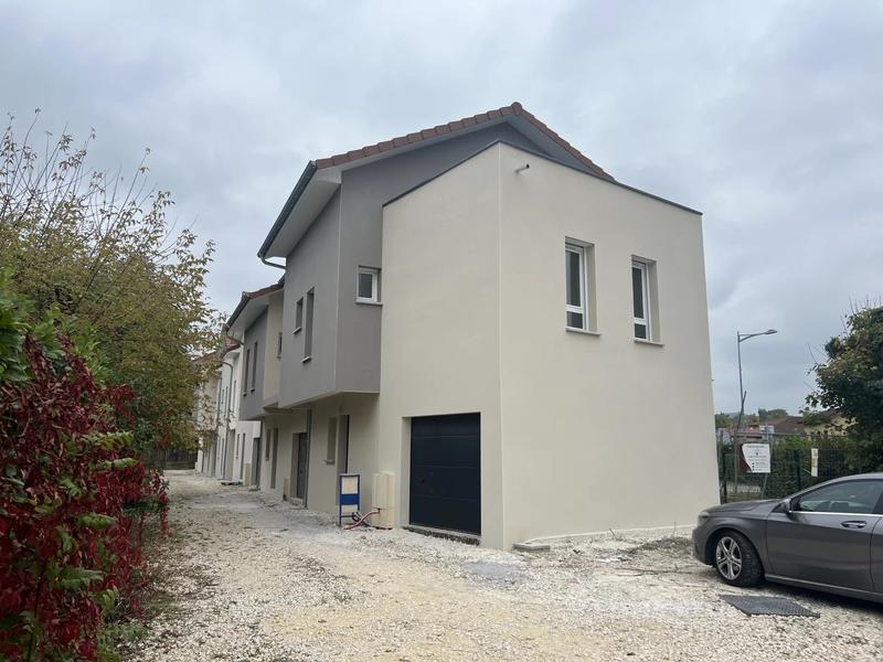 Maison - 123 m² - 7 pièces